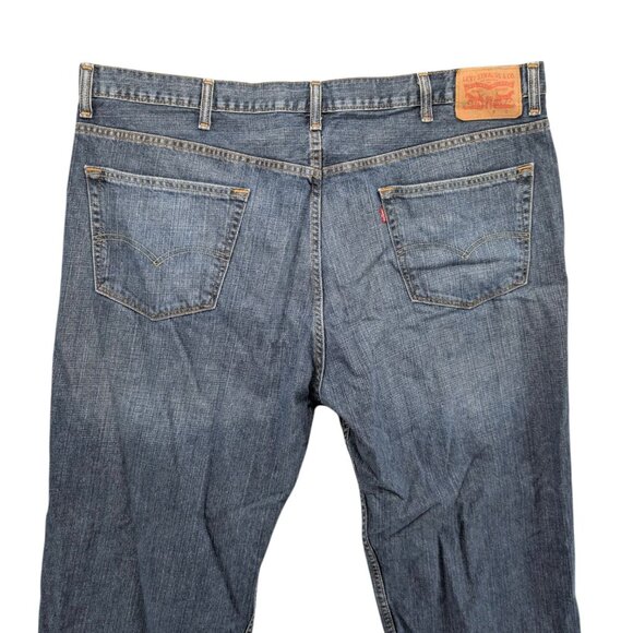 Levis 550 Relaxed Fit Jeans Mens Blue Dark Wash Cotton Denim Size 46x32 - Picture 4 of 12